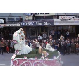 Blossom Queen Float 1963