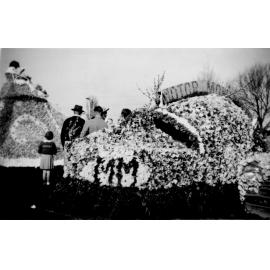 Mower Float 1951