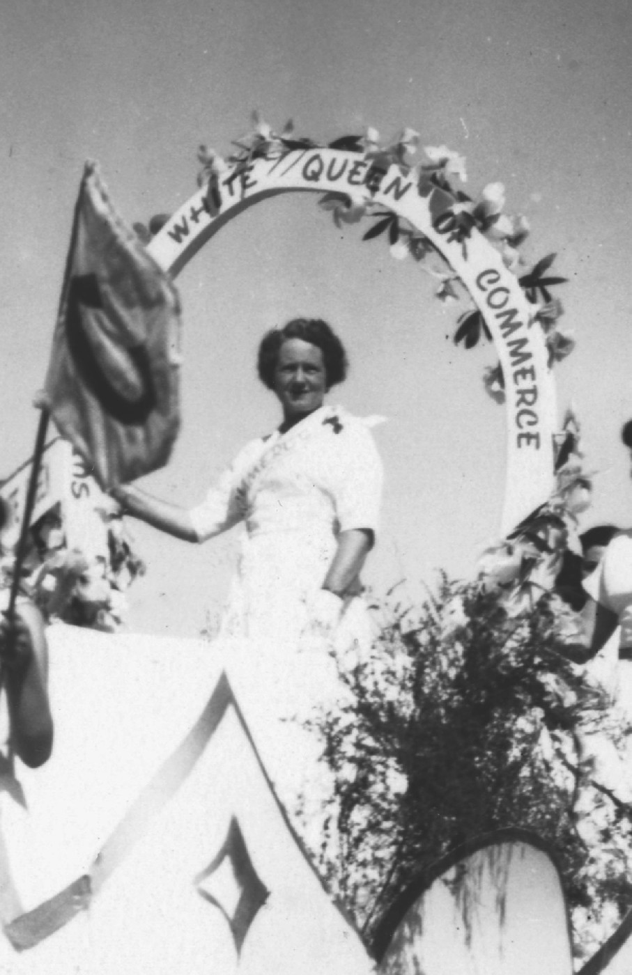 Jean Wright (nee Ballantyne) as Commerce Queen in 1952. 